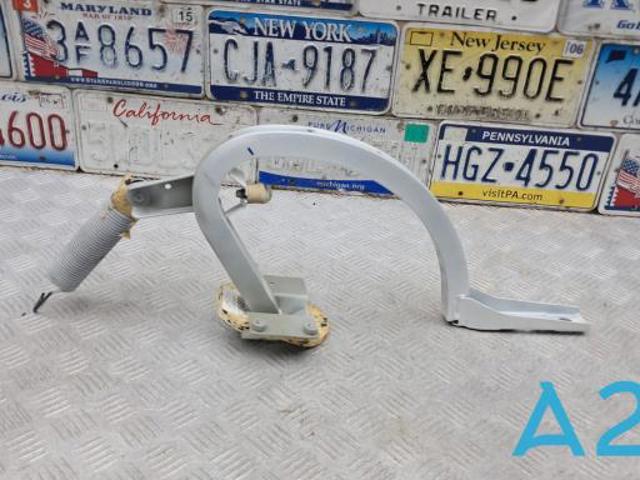 Крепление крышки багажника 31371791 VOLVO