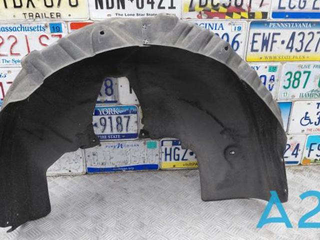 Подкрылок крыла заднего правый 31383357 VOLVO