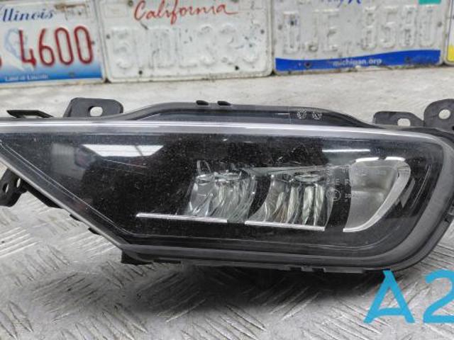VOLVO 31395865 Фара противотуманная левая в наличии Чернигов