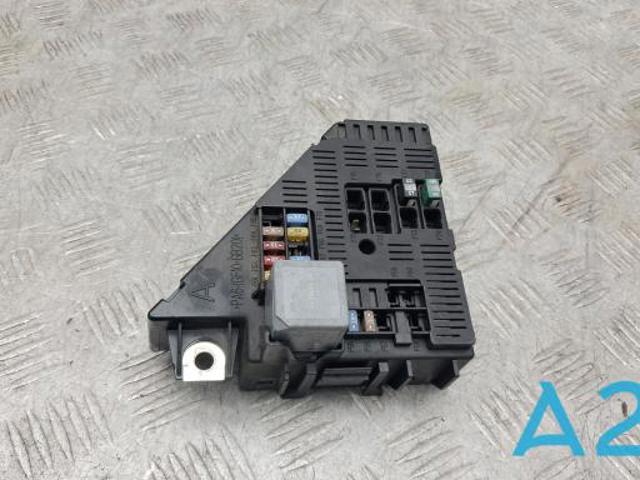 Монтажный блок 31398002 VOLVO