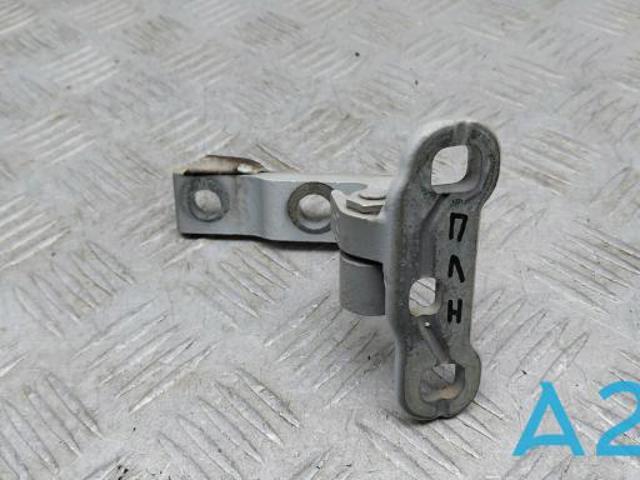 31424612 VOLVO Петля двери передней левой купить в Винница