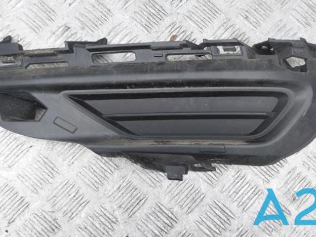 Окантовка противотуманки 31425181 VOLVO