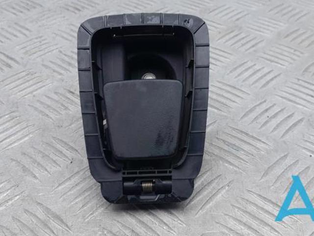 Рычаг открывания капота 31651260 VOLVO
