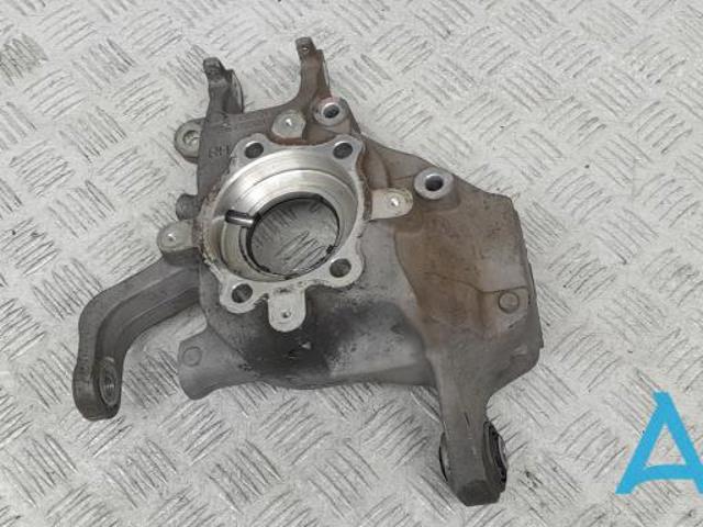 Цапфа правая 31658320 VOLVO