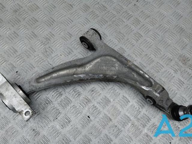 Левый рычаг передней нижней подвески 31658893 VOLVO