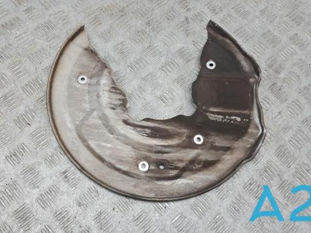Кожух тормозного диска переднего правого 31665559 VOLVO