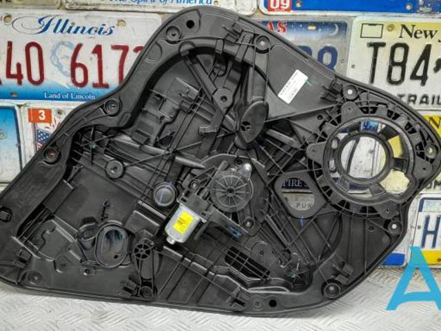 Механизм стеклоподъемника двери задней, левой 31675632 VOLVO