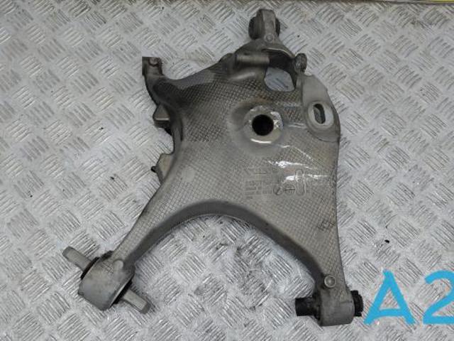 Рычаг задней подвески нижний, левый 31678069 VOLVO