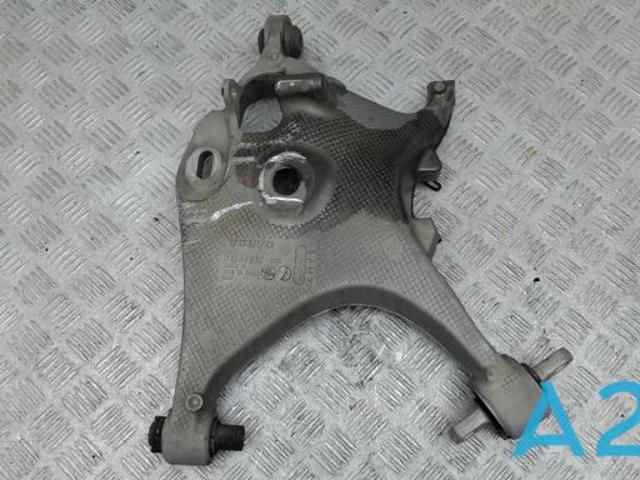 Рычаг задней подвески нижний, правый 31678070 VOLVO