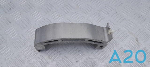 31681596 VOLVO Кронштейн передней балки купить в Украина