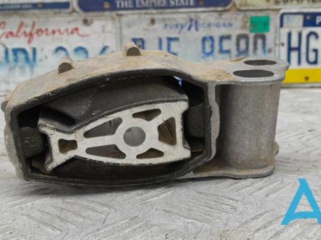 Задняя опора двигателя 31686298 VOLVO