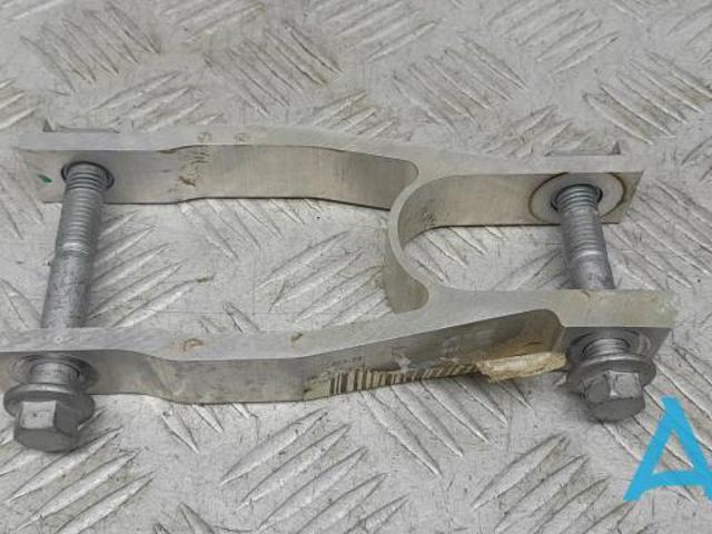 31686299 VOLVO Кронштейн подушки (опоры) двигателя задней купить в Винница