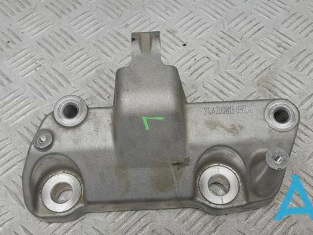VOLVO 31686307 Кронштейн подушки (опоры) двигателя левой в наличии Черновцы