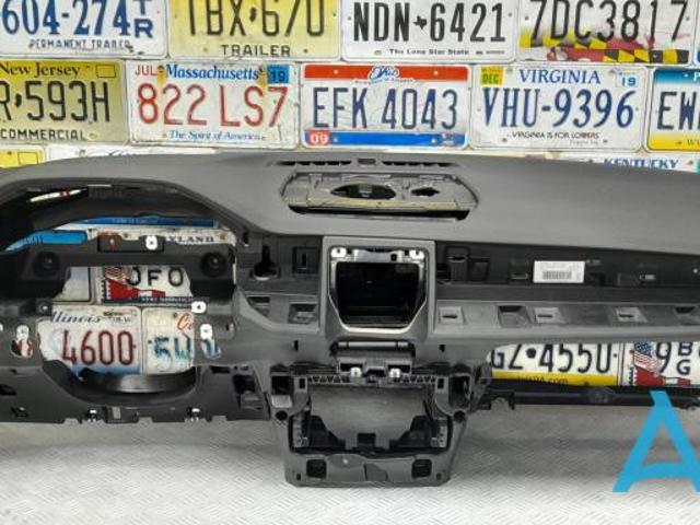 Панель приборная торпеды 31688508 VOLVO