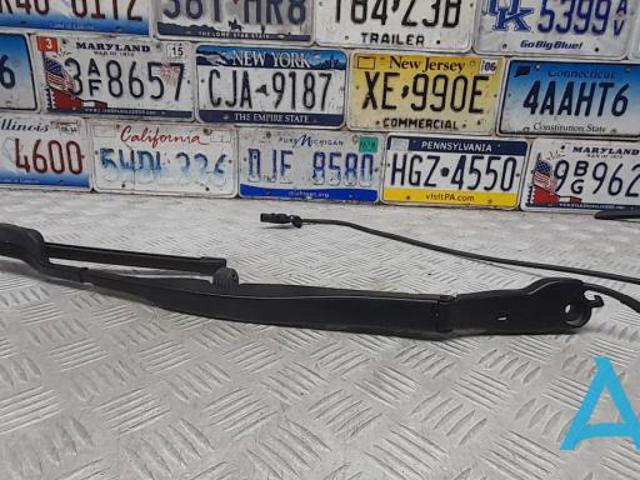 Поводок дворника 31696294 VOLVO