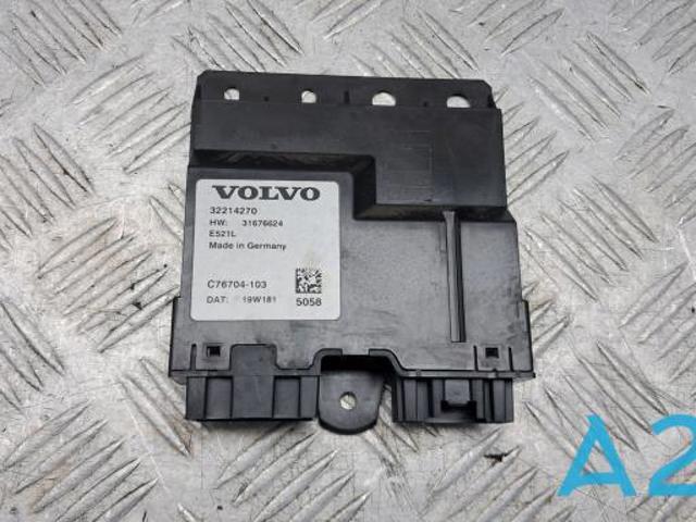 Блок управления открытия крышки багажника 32200217 VOLVO