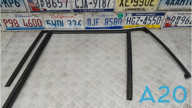VOLVO 32205573 в наличии Ирпень