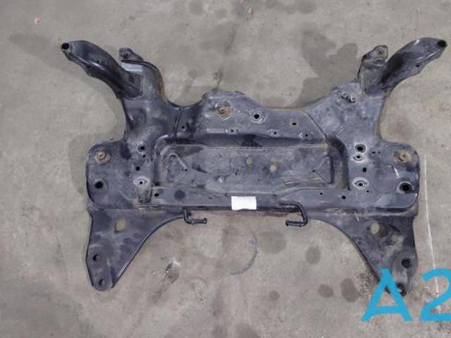 Балка передней подвески 32221858 VOLVO