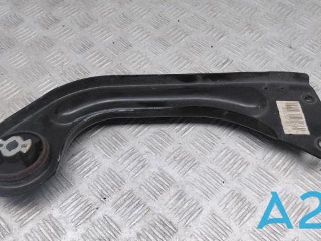 Рычаг/тяга задней подвески продольный нижний, левый 32221934 VOLVO