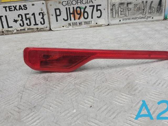 VOLVO 32228782 Катафот (отражатель) заднего бампера левый в наличии Харьков