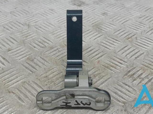 Петля задней левой двери 32228844 VOLVO