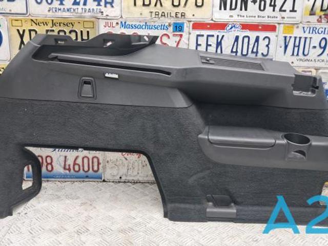 Облицовка багажного отсека, левая 32234354 VOLVO