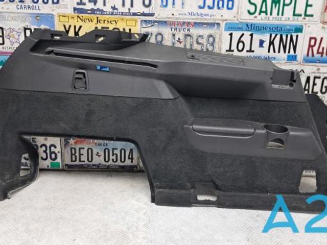 VOLVO 32234354 Облицовка багажного отсека левая в наличии Днепр