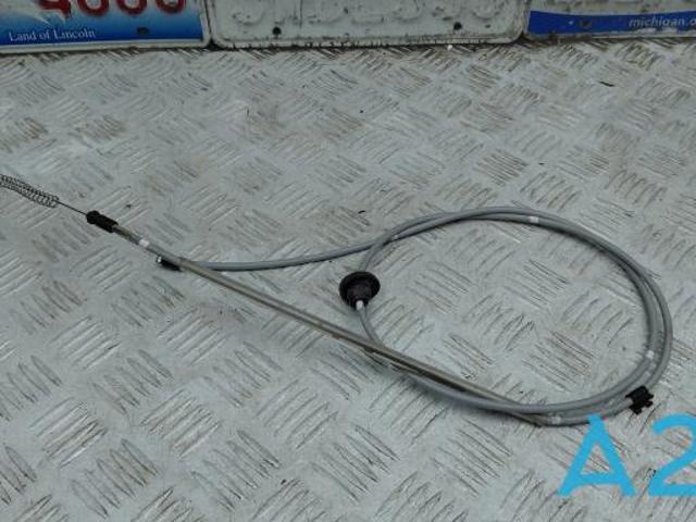 Трос открывания капота, задний 32234698 VOLVO
