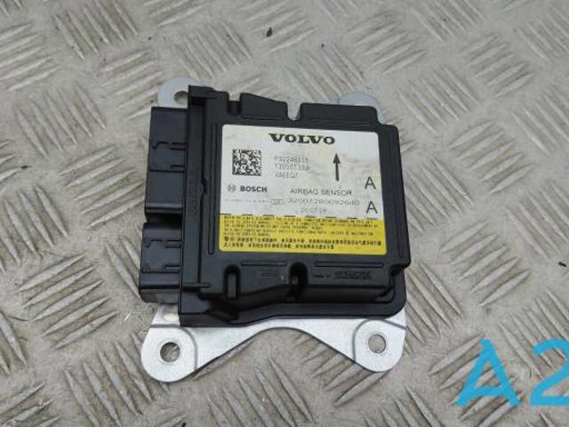 Панель передняя "торпедо" 32246116 VOLVO