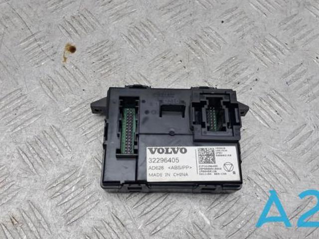 Блок управления климат-контролем 32296405 VOLVO