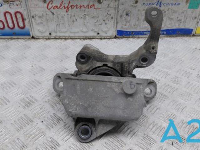 Правая подушка двигателя 32298305 VOLVO