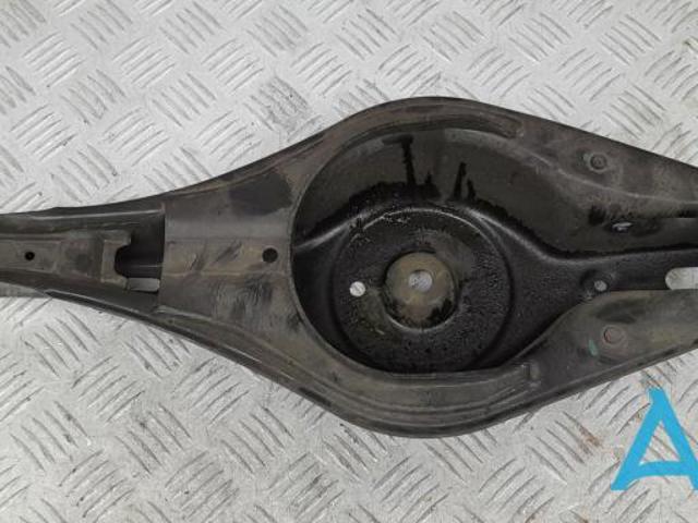 Рычаг задней подвески нижний, левый 32315278 VOLVO
