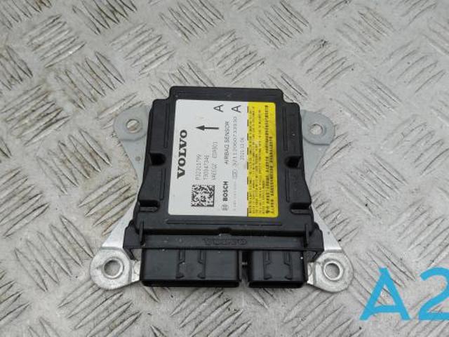 Панель приборная торпеды 32315799 VOLVO