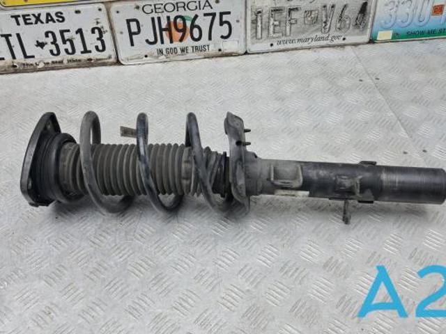 Амортизаторная стойка передняя правая 32329063 VOLVO