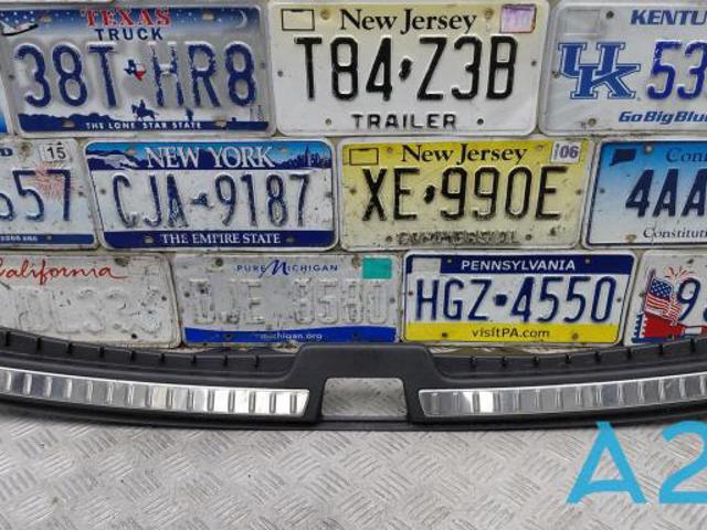 Накладка бампера заднего, верхняя защитная 32353428 VOLVO