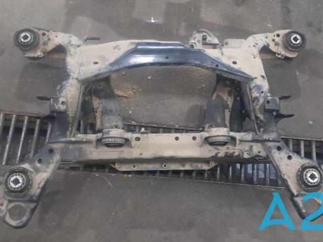 Балка задней подвески поперечная 32370490 VOLVO