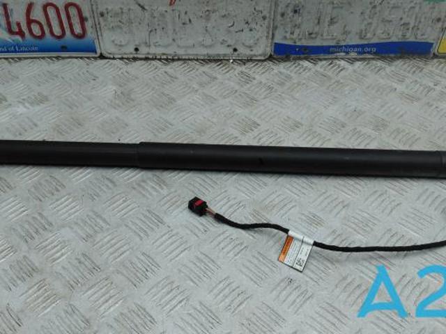 VOLVO 32384406 Амортизатор багажника в наличии Одесса