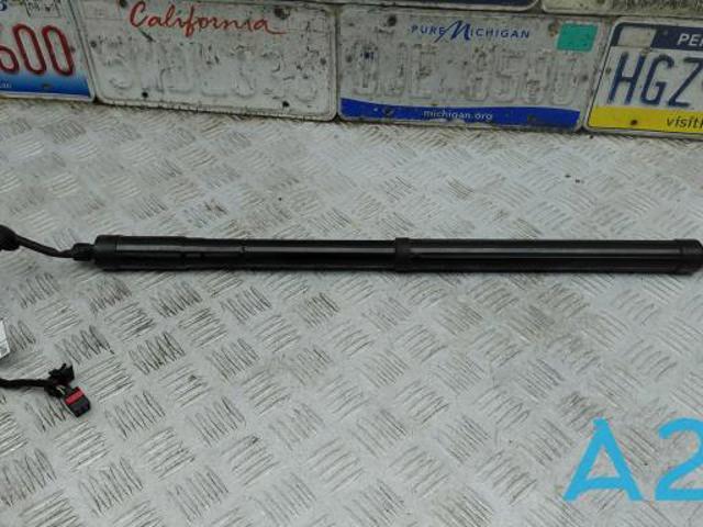 Газовый упор багажника 32399278 VOLVO