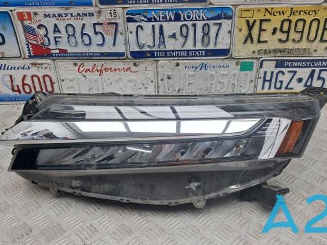 Основная фара в сборе левая 33150TRWA01 HONDA