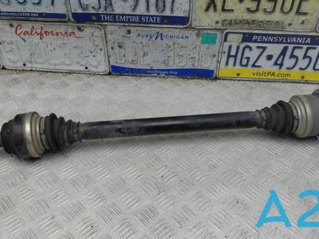 Полуось задняя, правая 33207577508 BMW