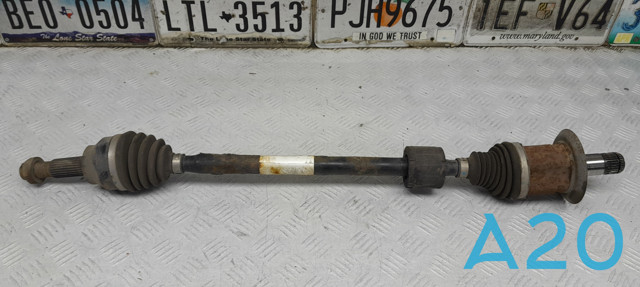 Полуось задняя, правая 33209813708 BMW