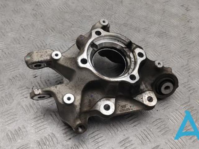 Кулак поворотный левый 33306871027 BMW