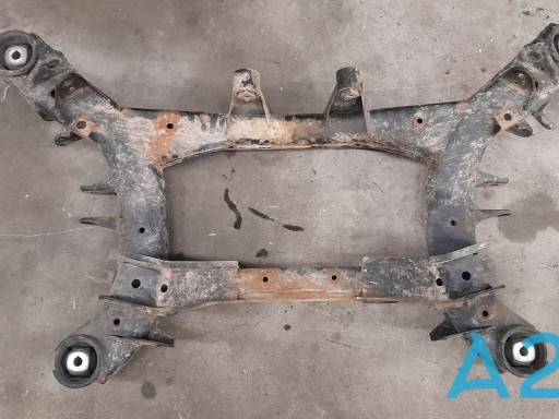Подрамник задней подвески 33316857983 BMW