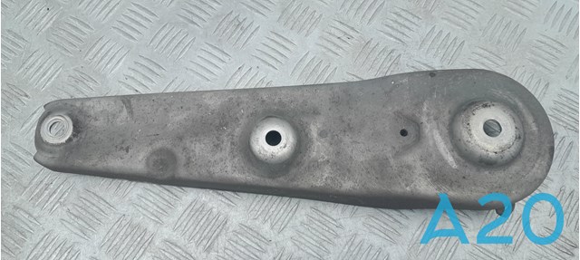 Кронштейн задней балки 33326782394 BMW