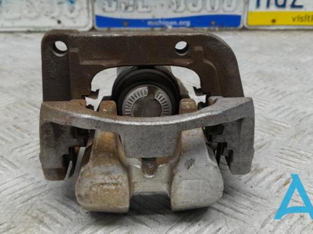Суппорт тормозной задний правый 34208836842 BMW