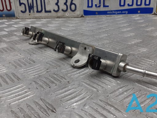 Рампа форсунок системы впрыска топлива 353402E000 HYUNDAI