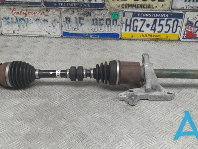 Привод правый 391004BB0B NISSAN