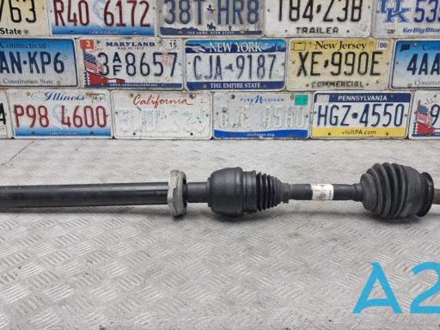 Полуось передняя, правая 391005DC0B NISSAN