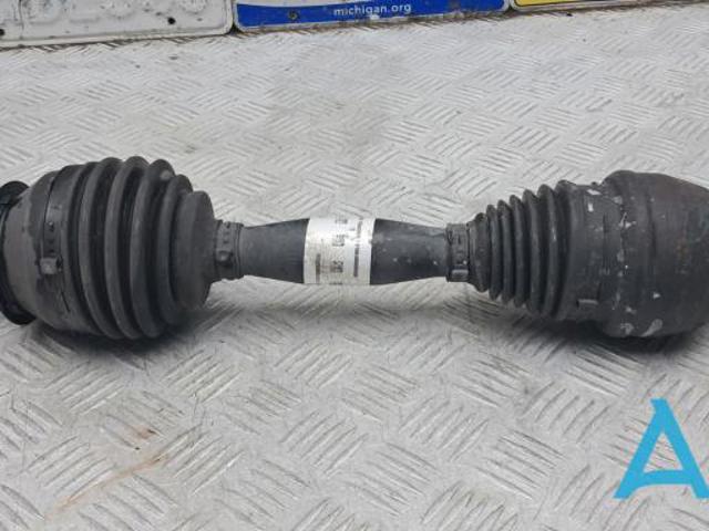 Левая полуось 391015DC0B NISSAN