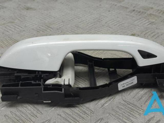 Ручка правой передней двери 39791876 VOLVO